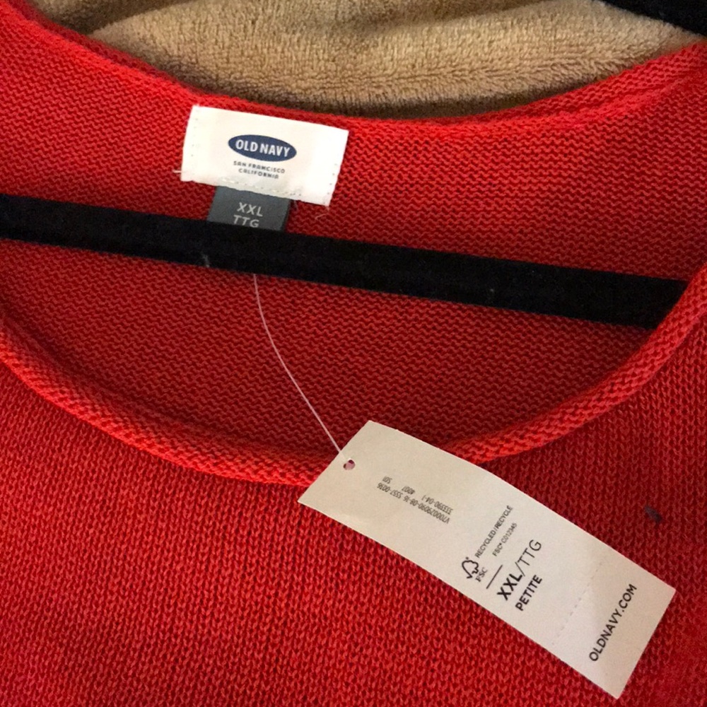 Red sweater - Picture 2 of 2